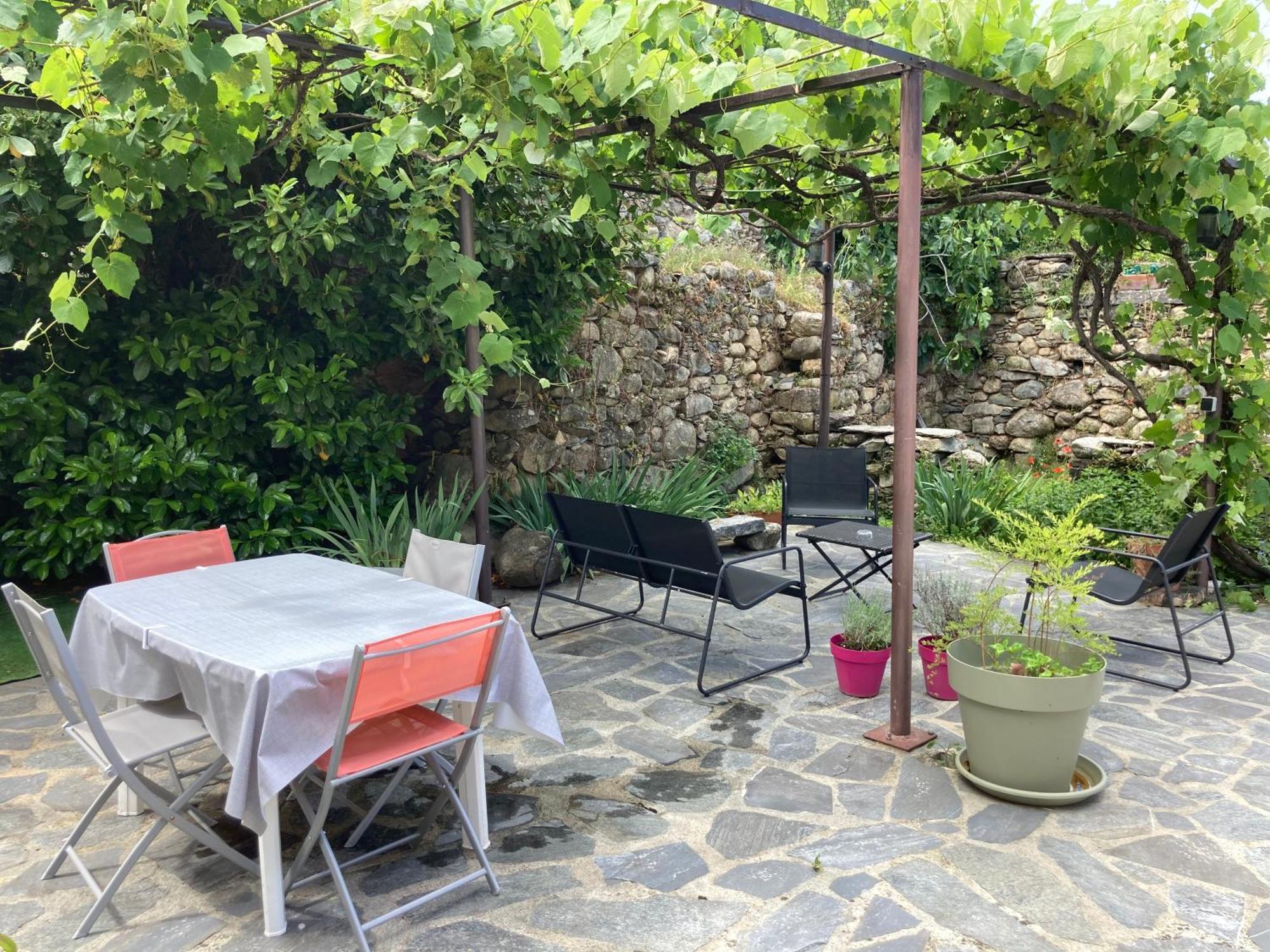Maison Kyprea: Charming Duplex with Mountain View Terrace Corte  Exterior photo